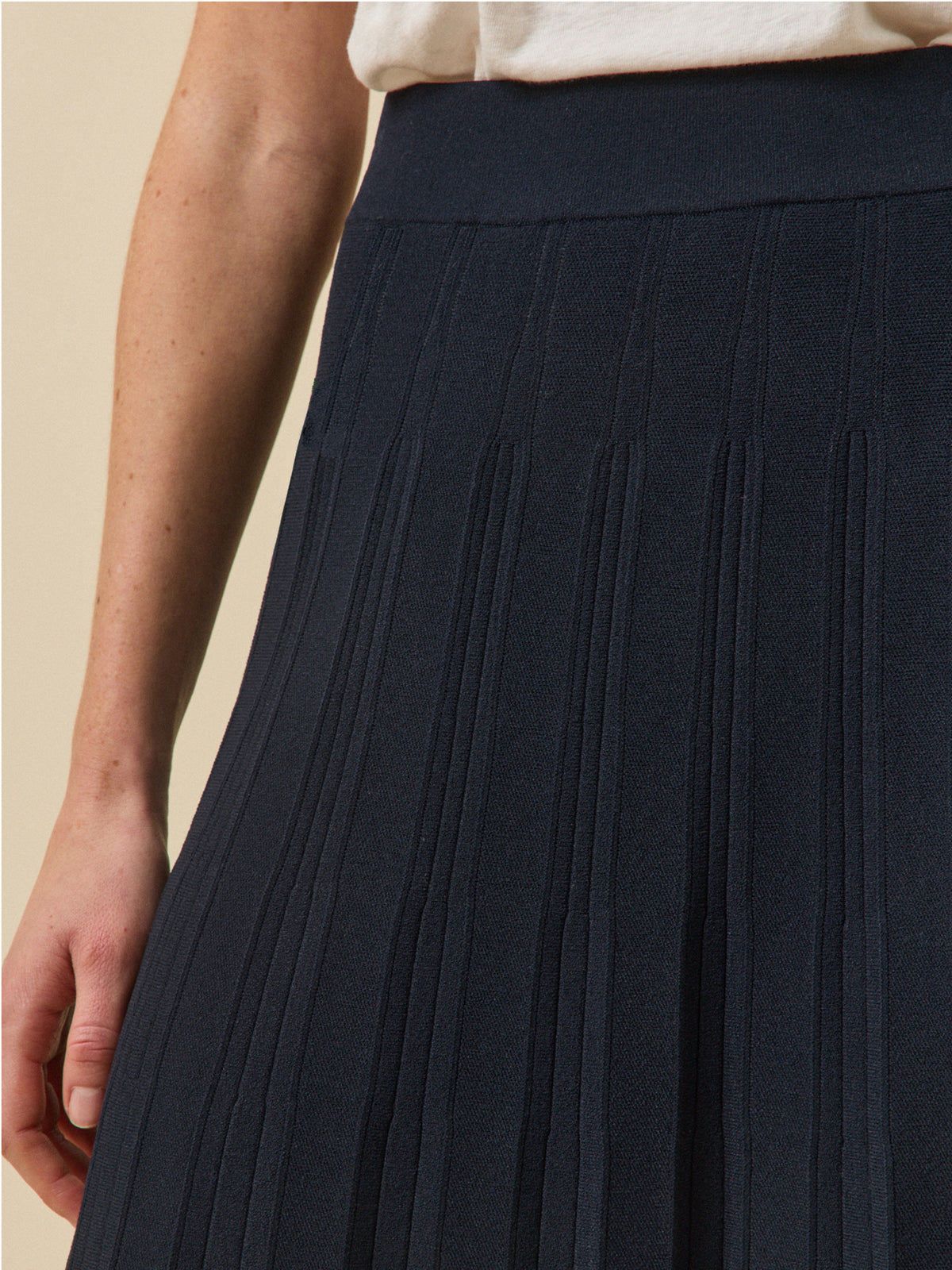 Jupe mi-longue maille plissée femme