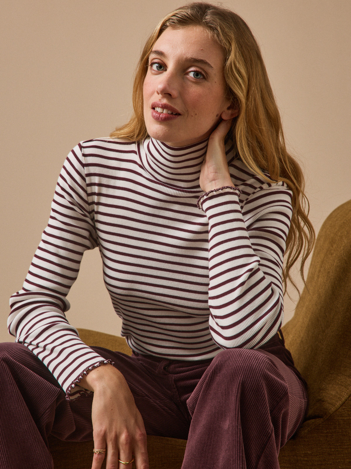 T-shirt col roulé rayé femme