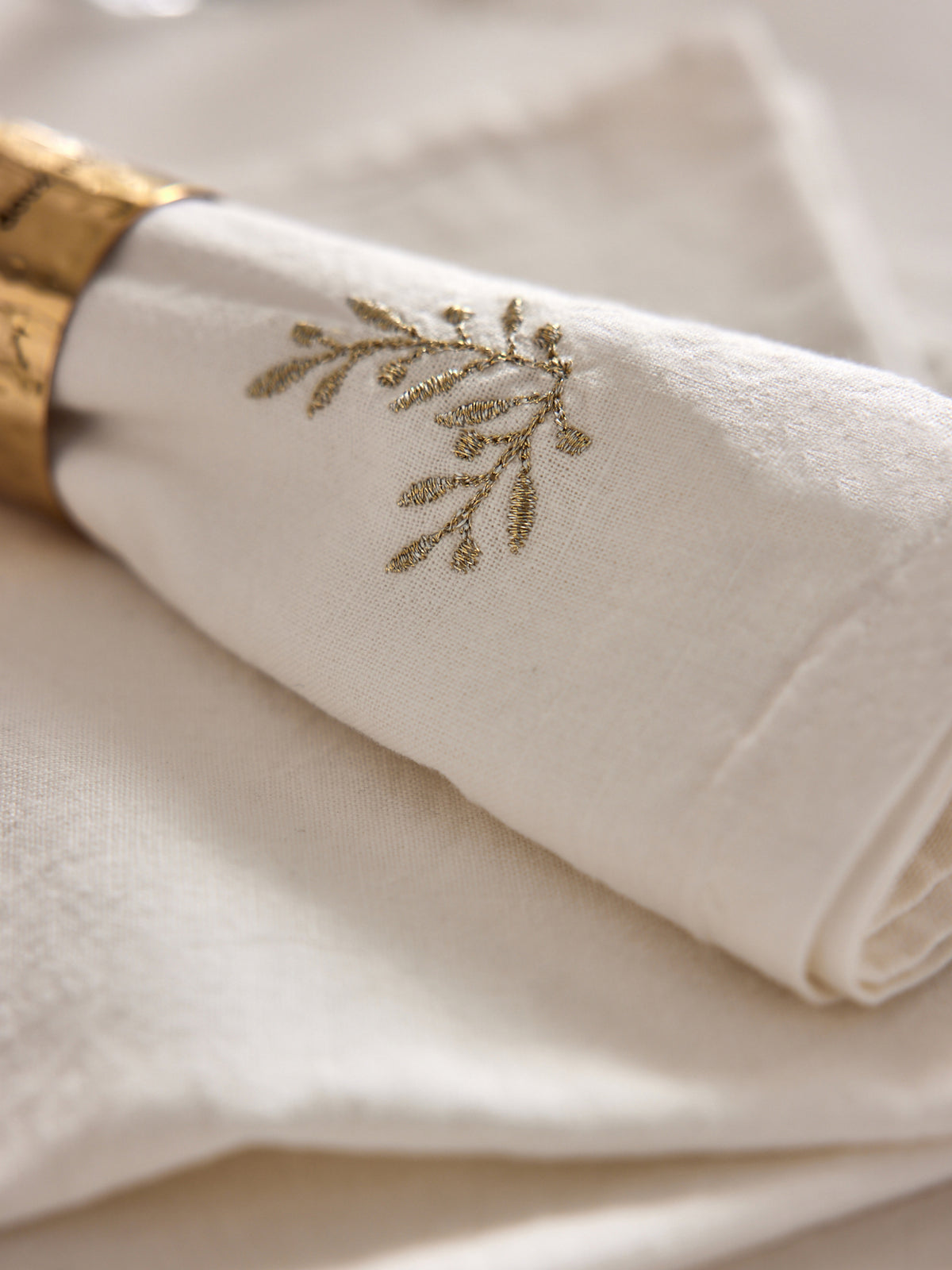 Serviette de table brodée en coton tramé par lot de 4