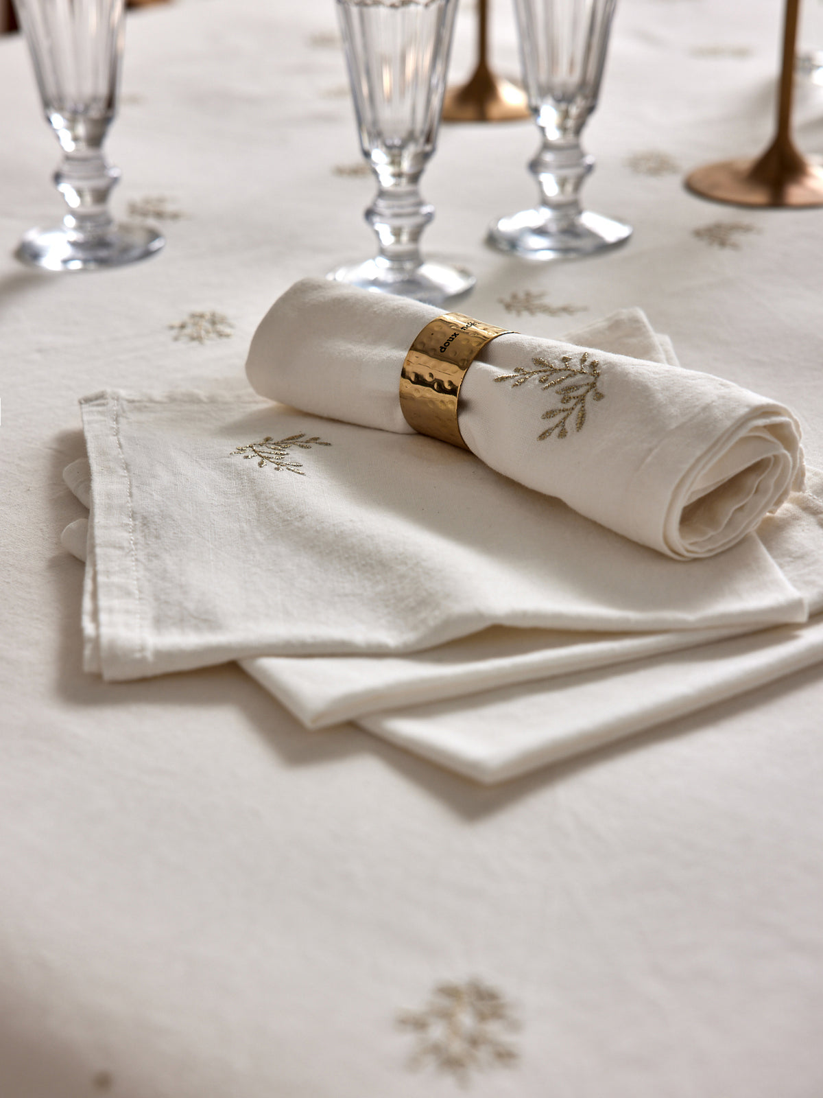 Serviette de table brodée en coton tramé par lot de 4
