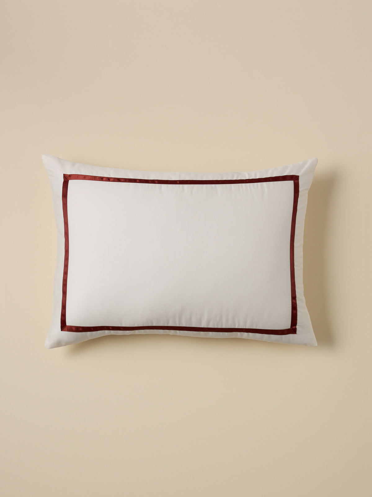 Taie d'oreiller satin de coton "Léonore"