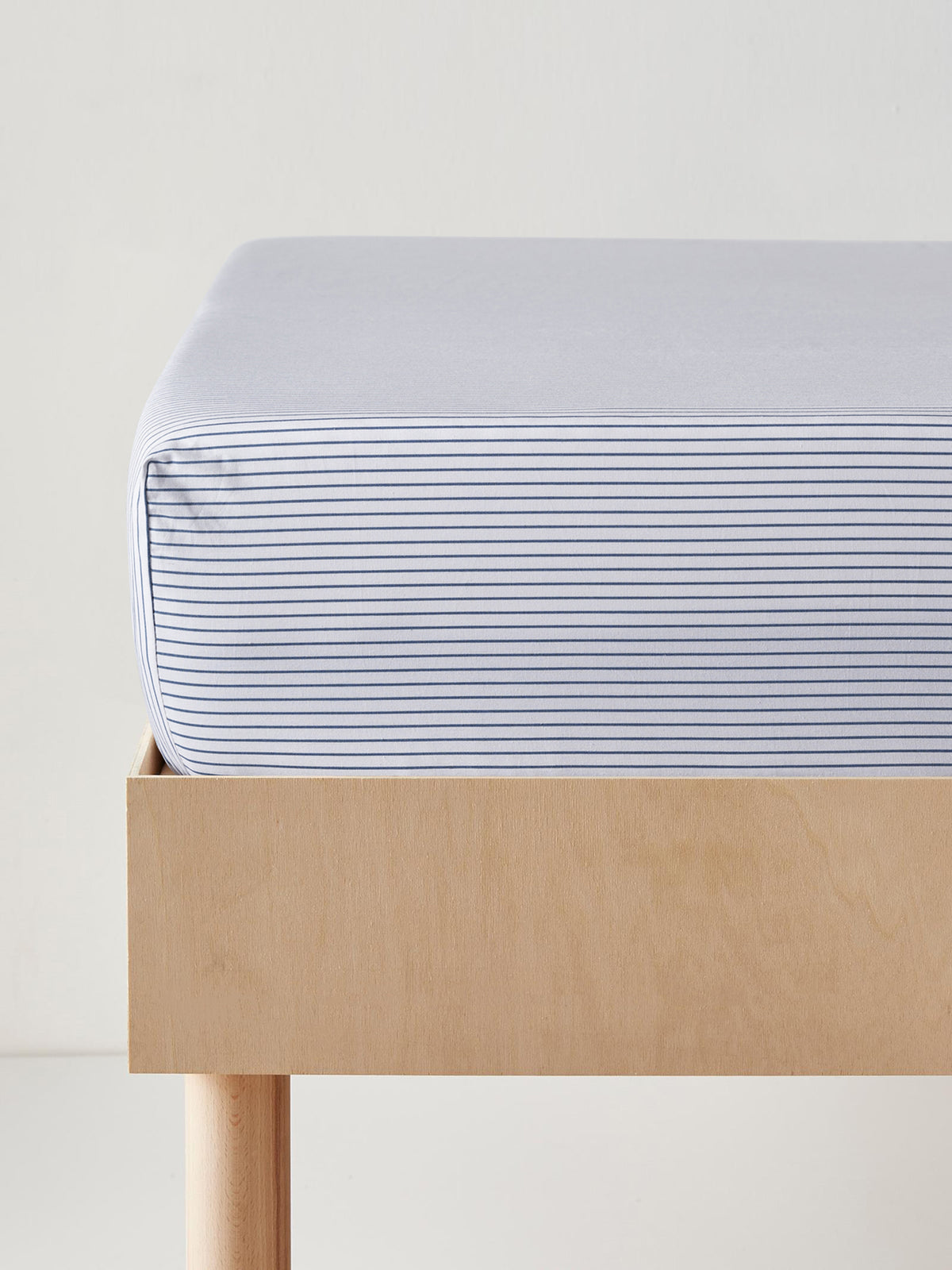 Drap-housse rayé "Esprit petit Jouy"