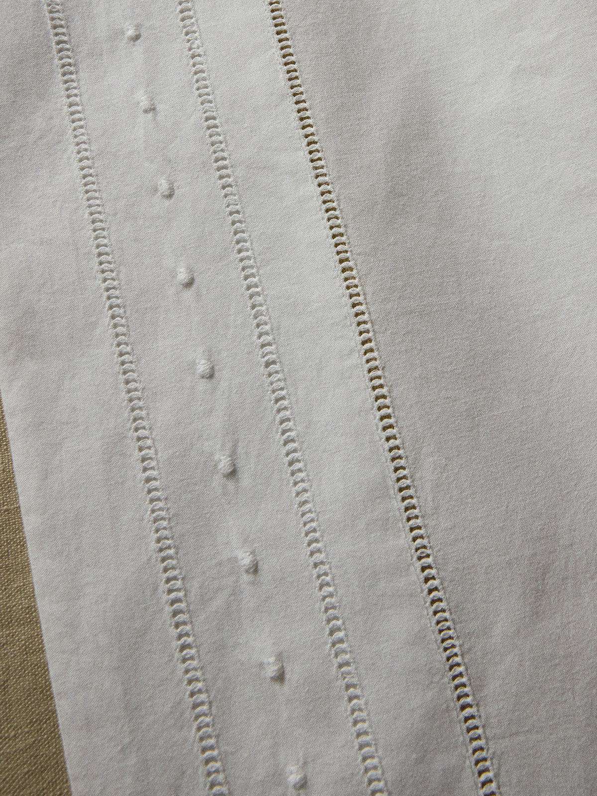 Drap plat percale de coton brodée "Aglaé"