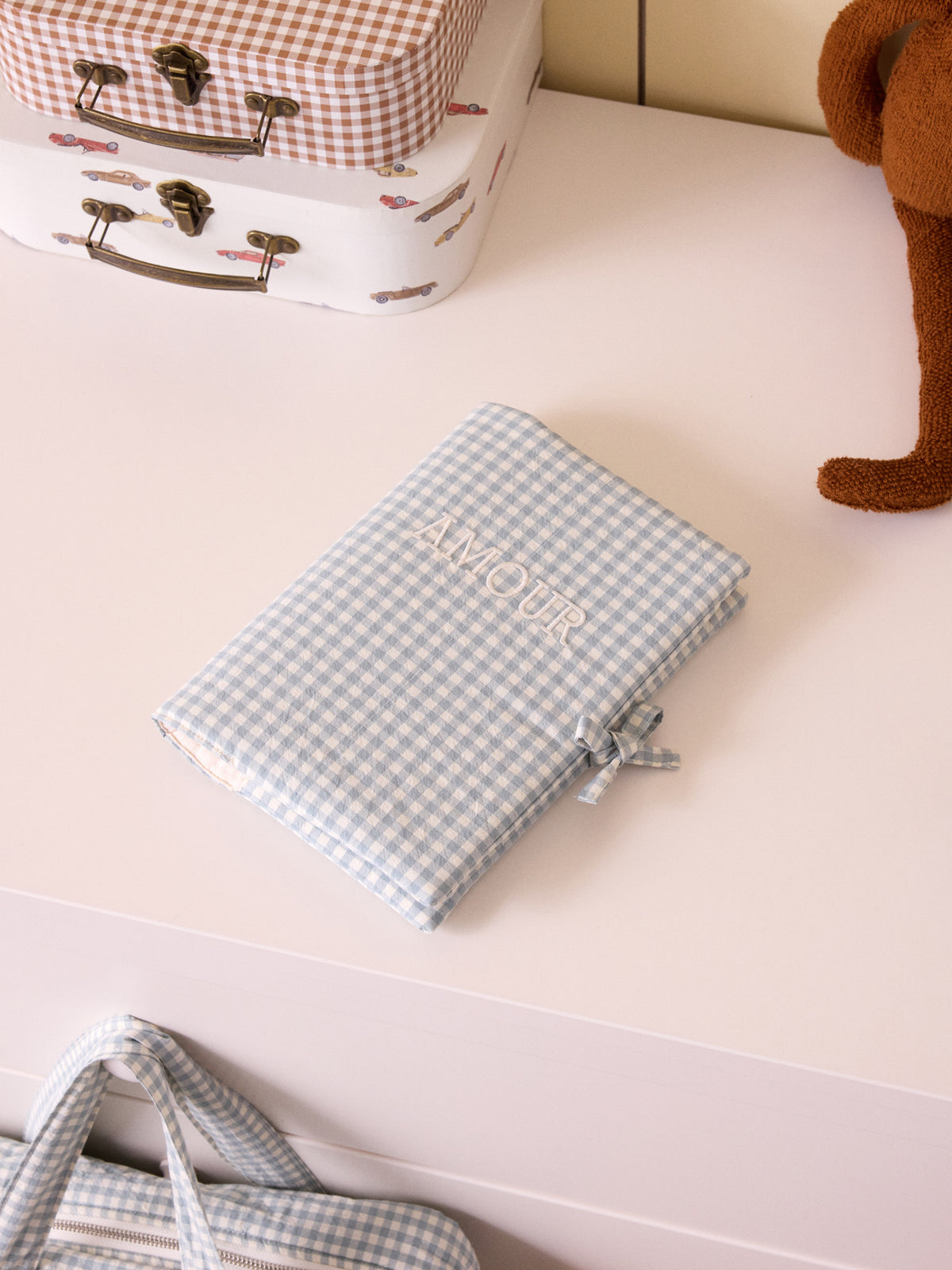 Housse molletonnée pour carnet de santé