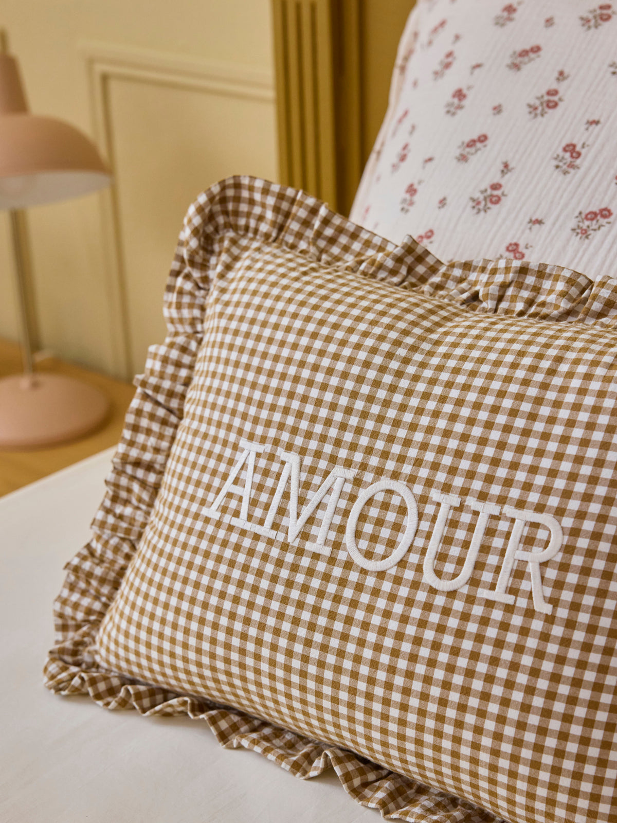 Coussin "Amour" imprimé vichy