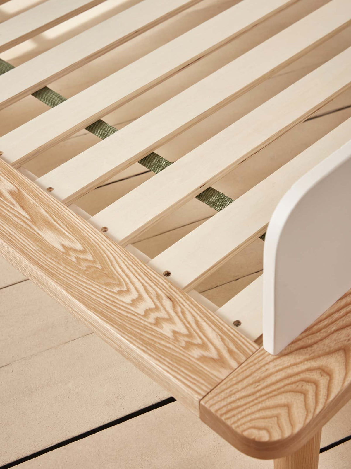 Lit banquette enfant