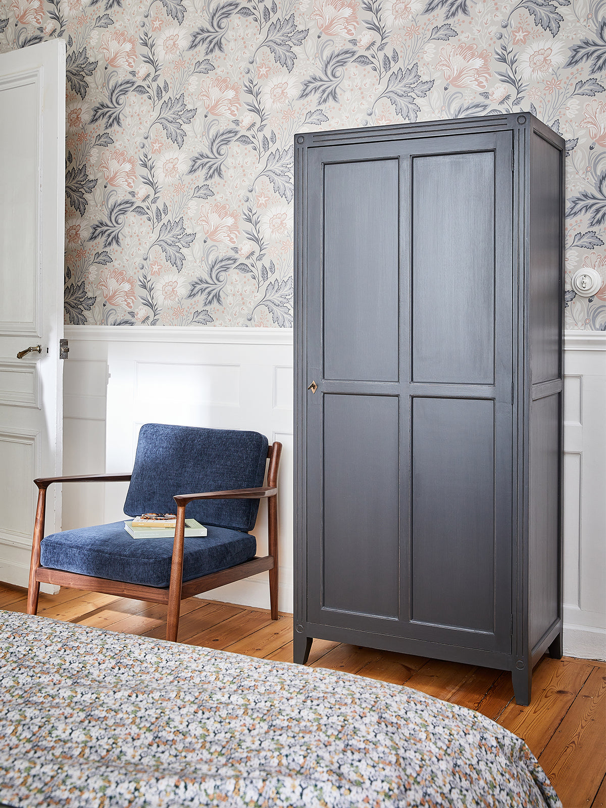 Armoire parisienne Camille