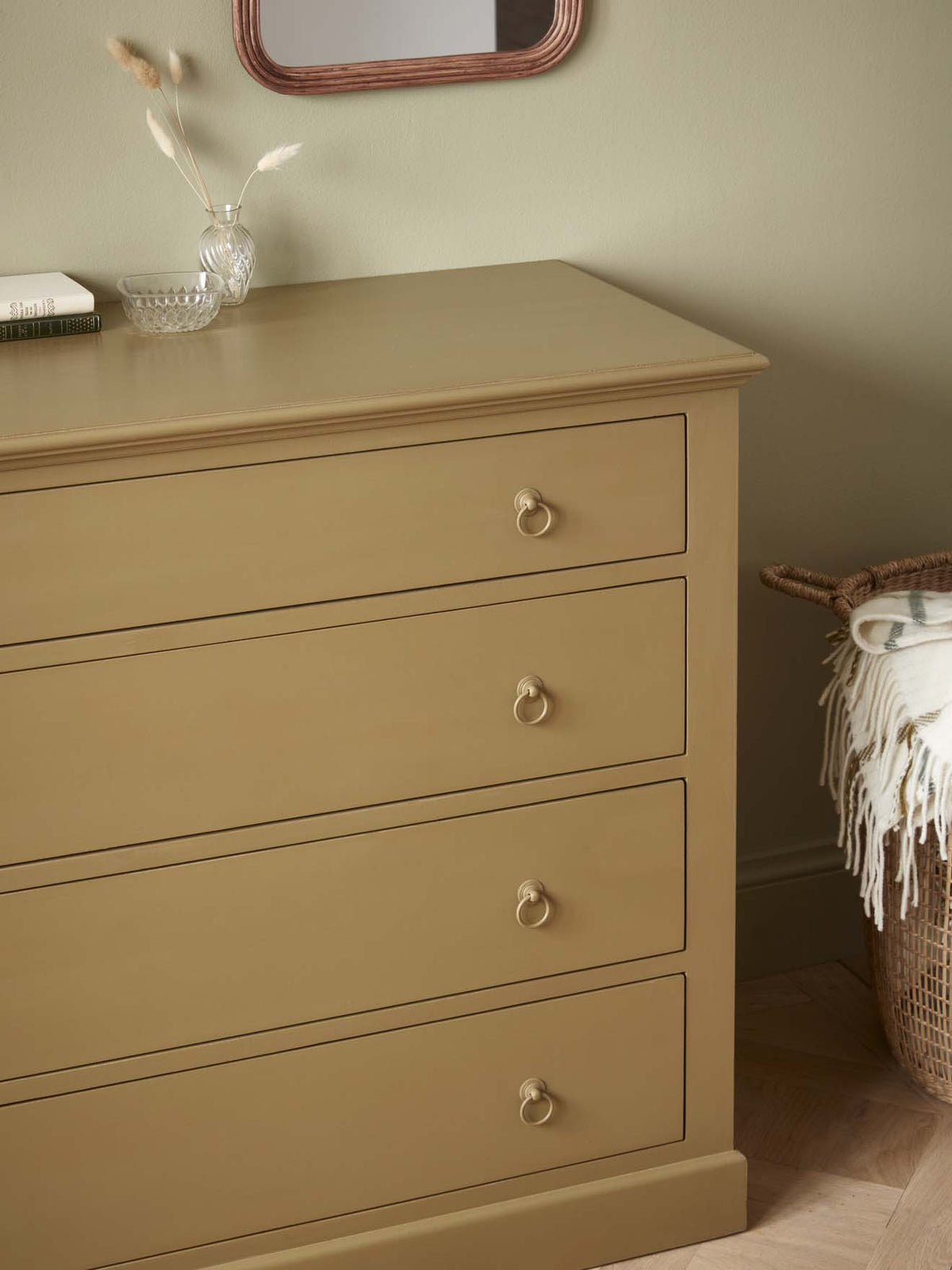 Commode Valentine
