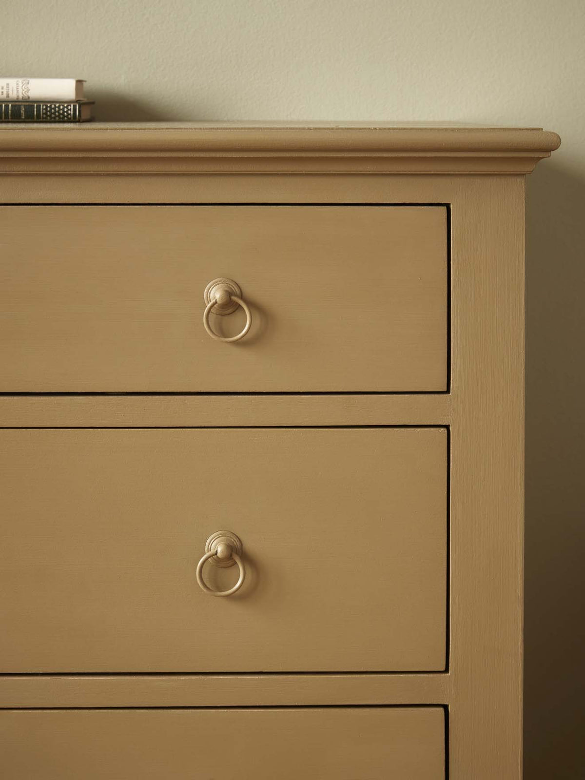 Commode Valentine