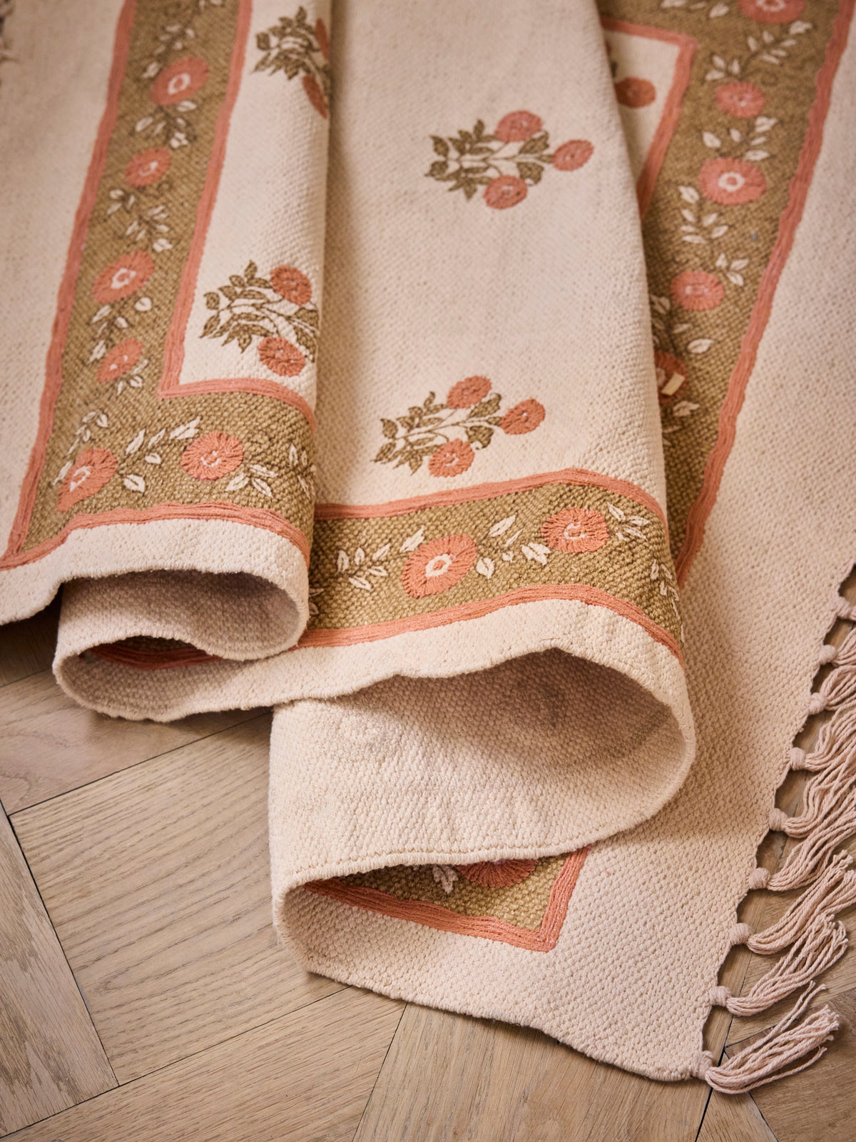 Tapis Agathe en coton brodé - Petit modèle