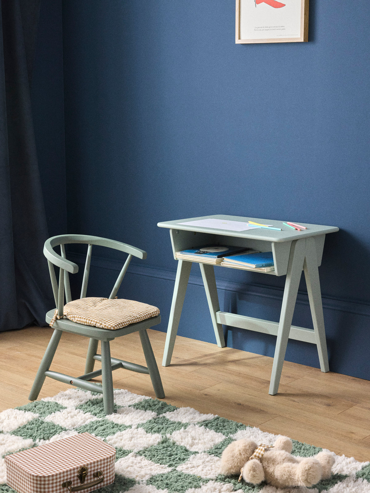 Bureau maternelle en bois