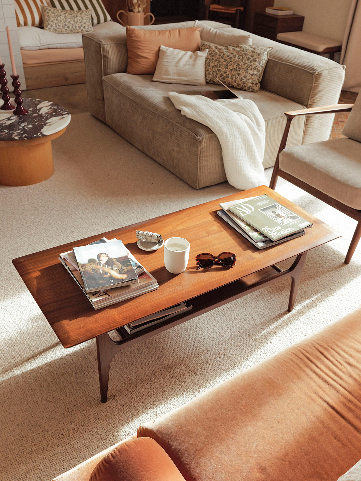 Table basse en noyer Hector - Ligne Mid-Century