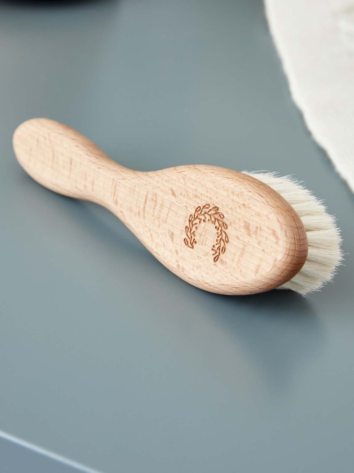 Brosse et peigne bébé en bois