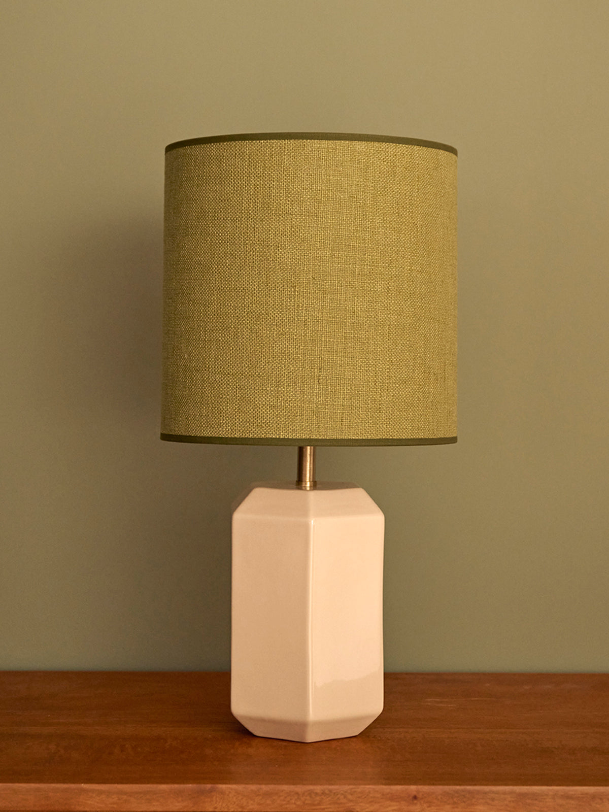 Abat-jour seventies olive - petit modèle Victoire