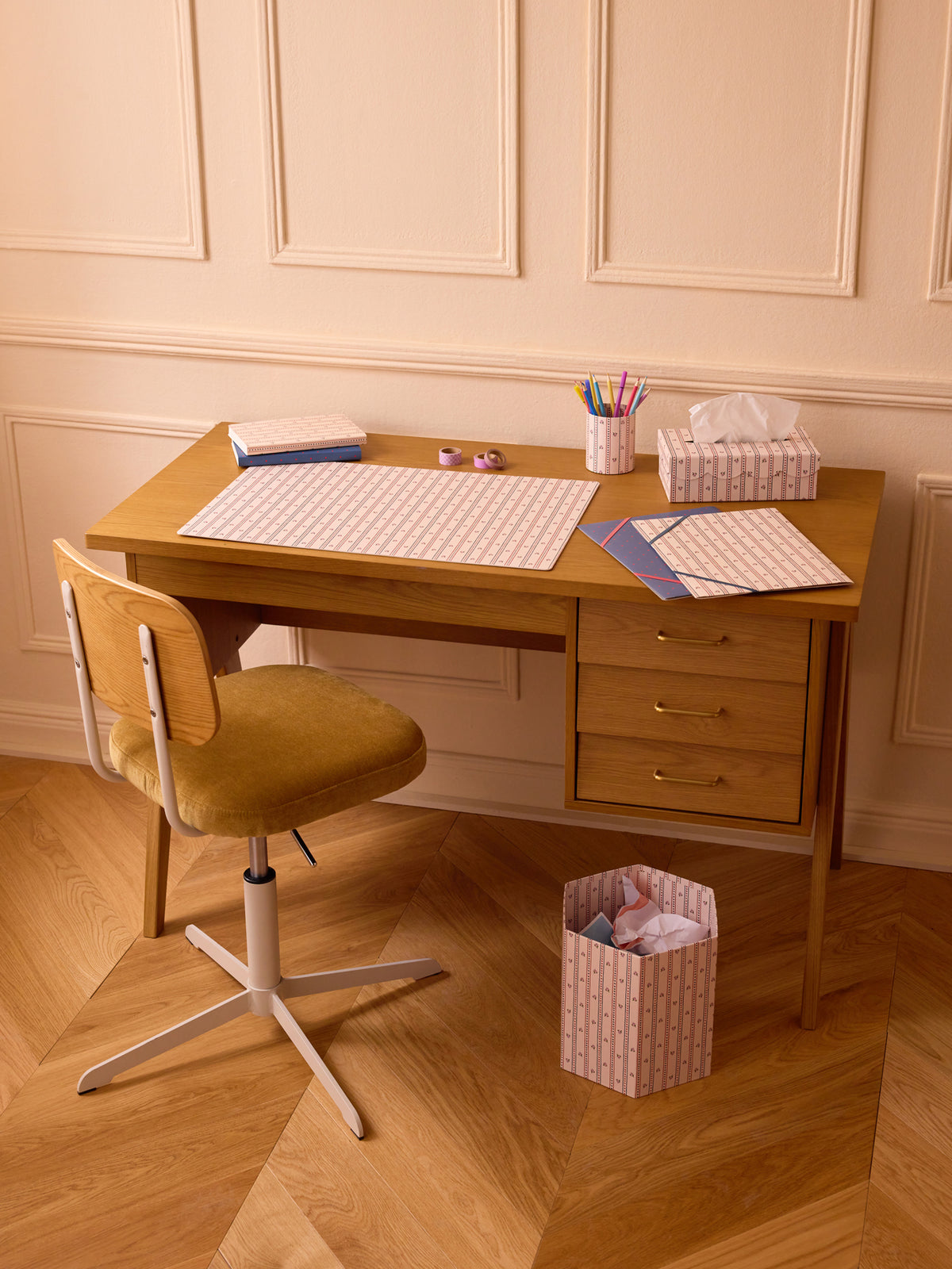 Boîte à mouchoirs en papier imprimé