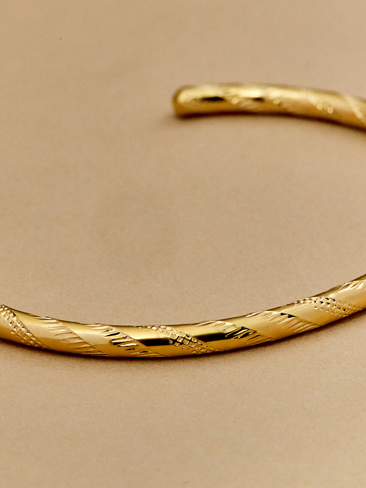 Bracelet jonc Debbie - Collection Cyrillus X Chic Alors