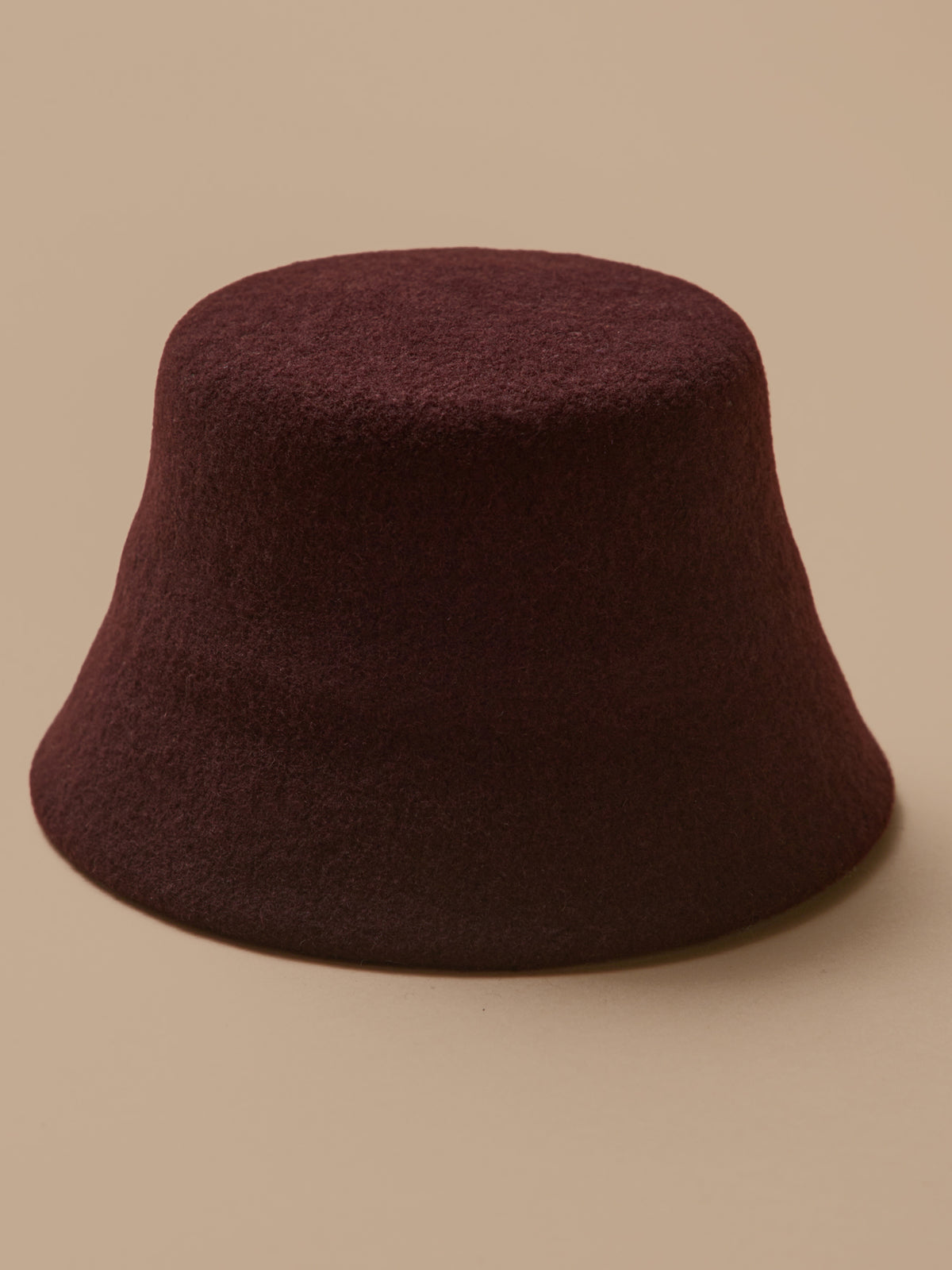 Chapeau cloche en laine femme