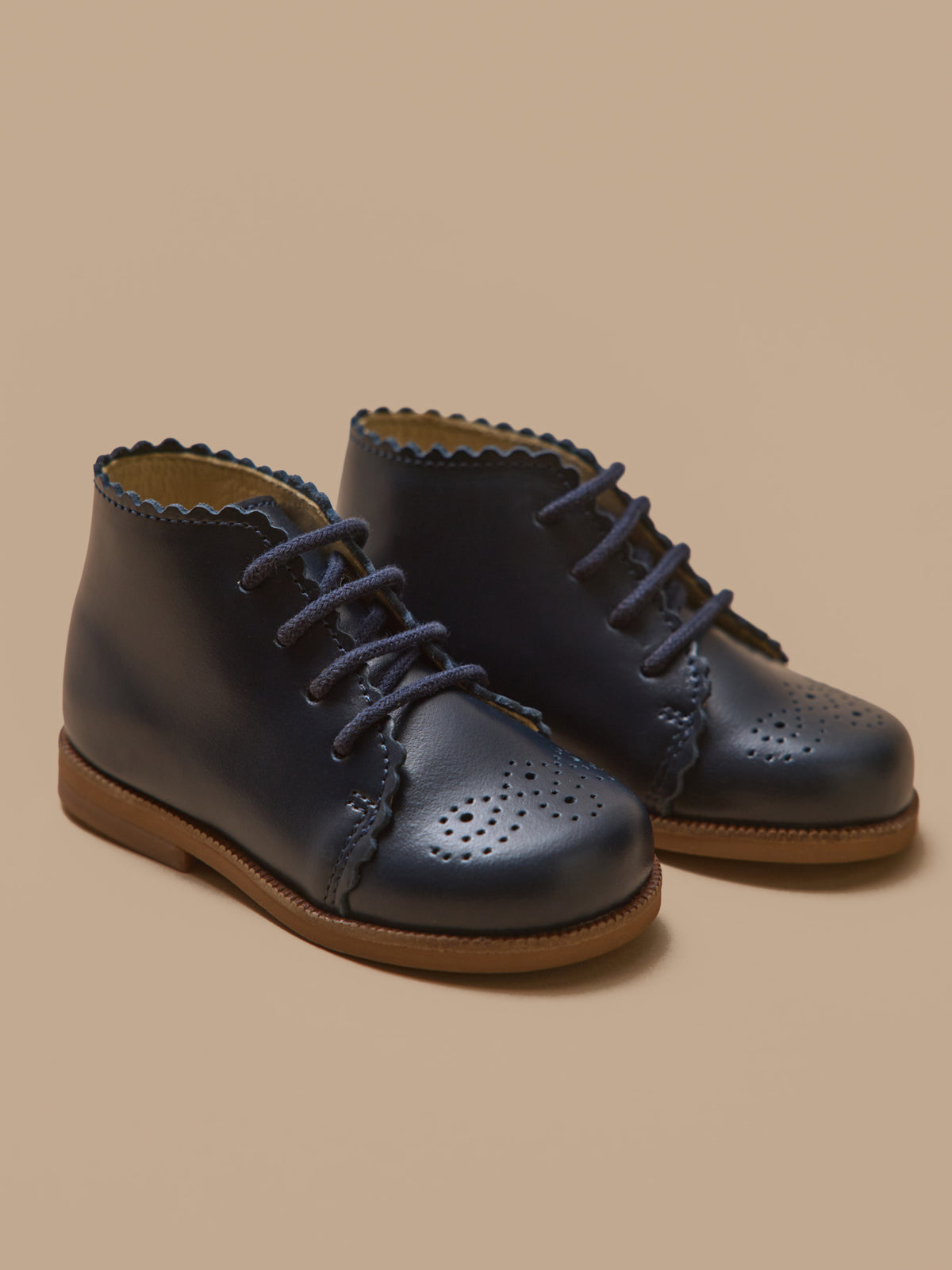 Bottines bout fleuri cuir bébé