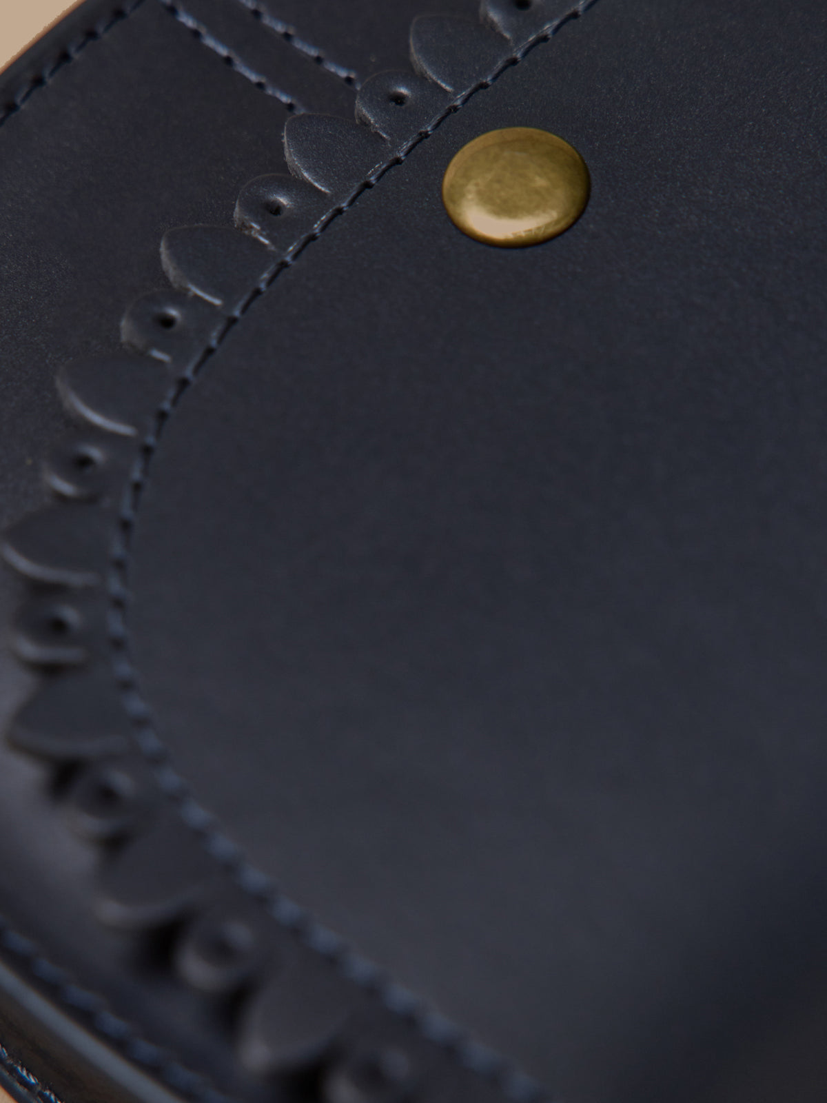 Sac écureuil en cuir fille